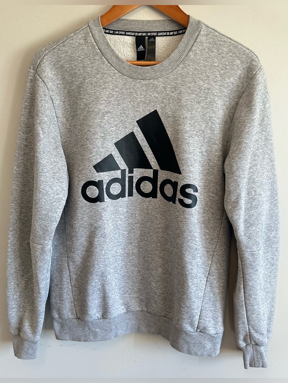 Adidas Big Logo Crewneck Sweatshirt Pullover Men’s Small Gameday Sweater Gray